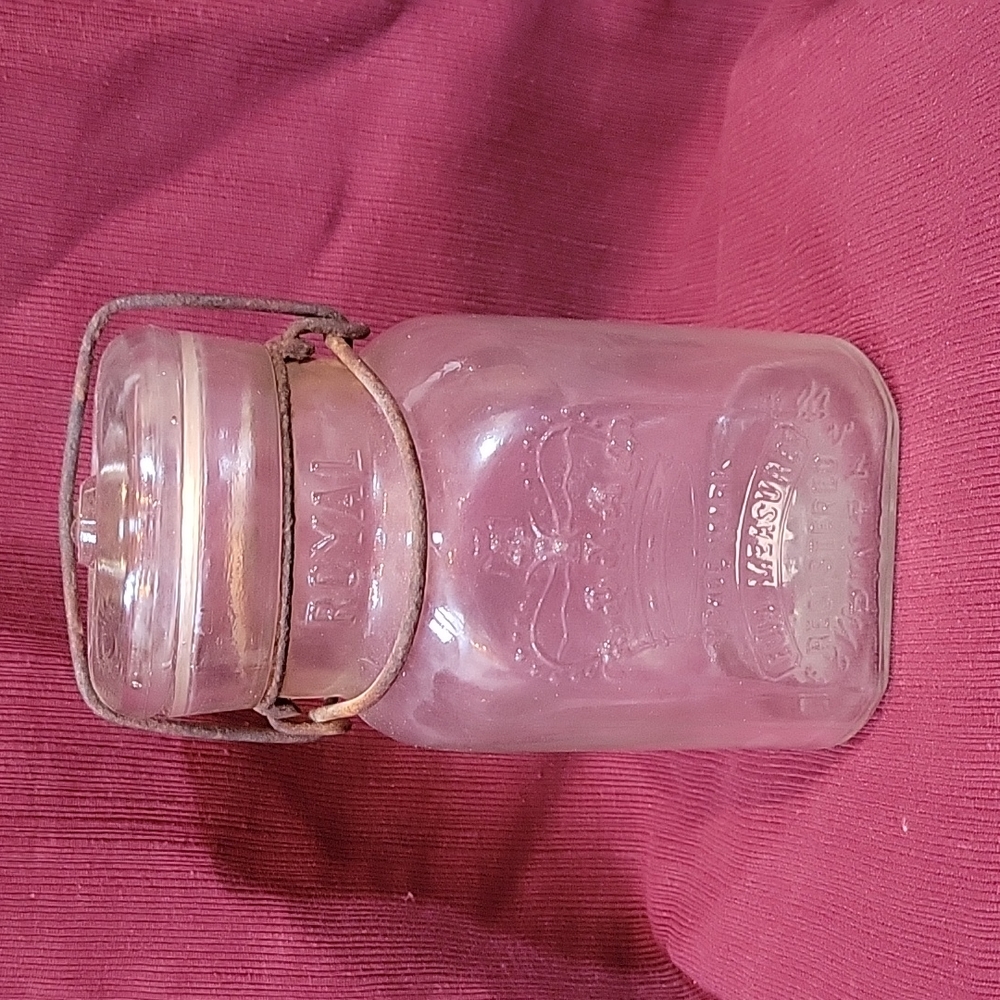 Royal canning jar